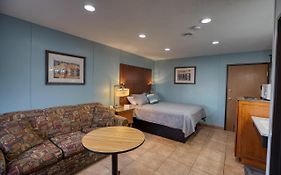 Lewis & Clark Resort